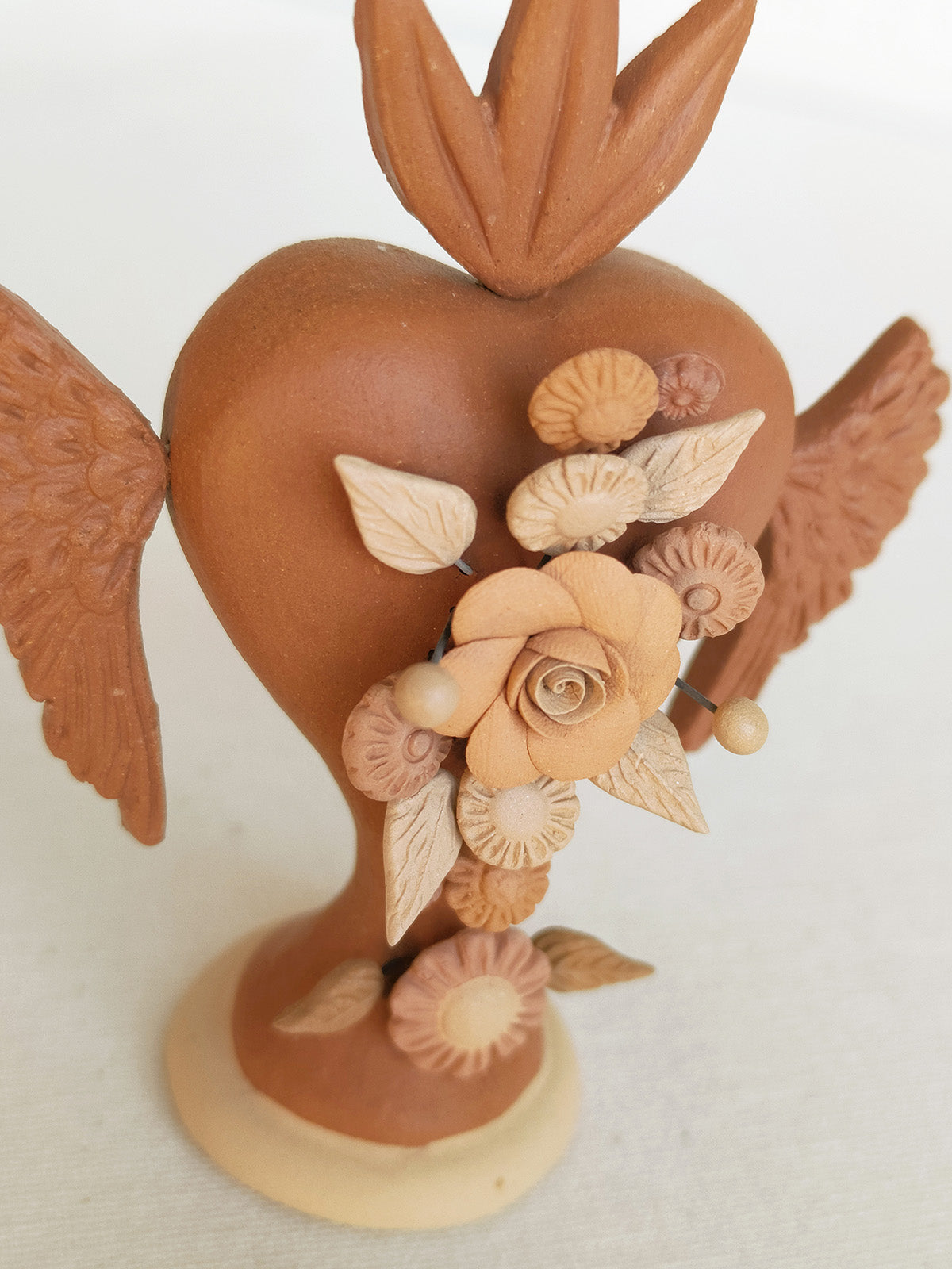 Milagrito "de Pied" fleuri avec ailes