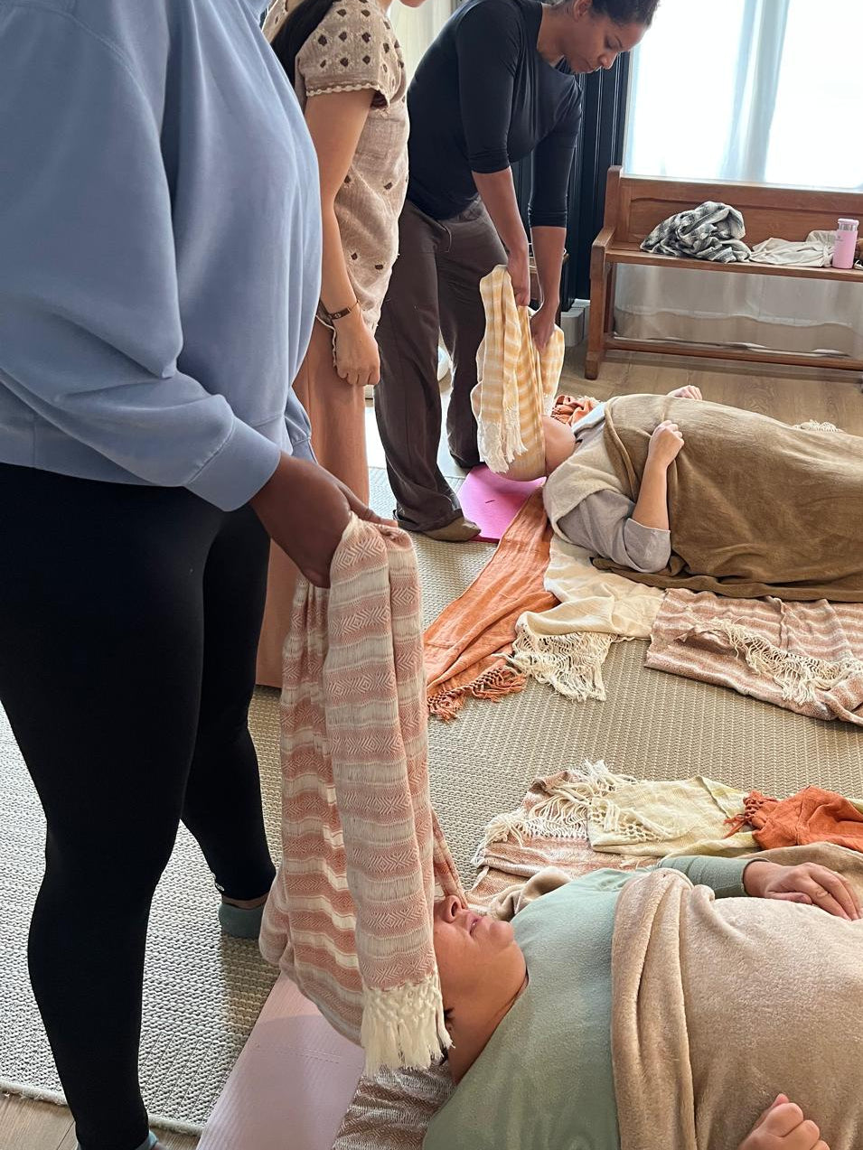 Acompte Formation. Ancrage dans le Soin (massage) traditionnel avec Rebozo à Paris