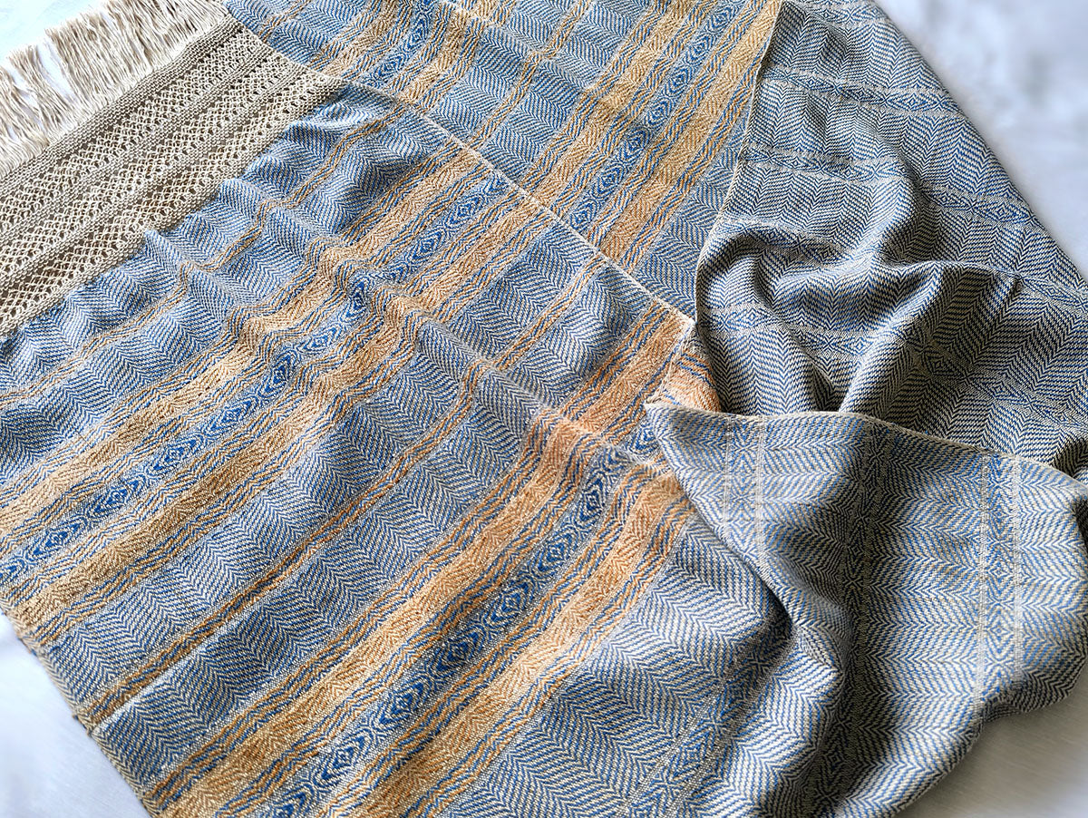 Rebozo d'exception. L'Inconquis "Taꞌak" Medium