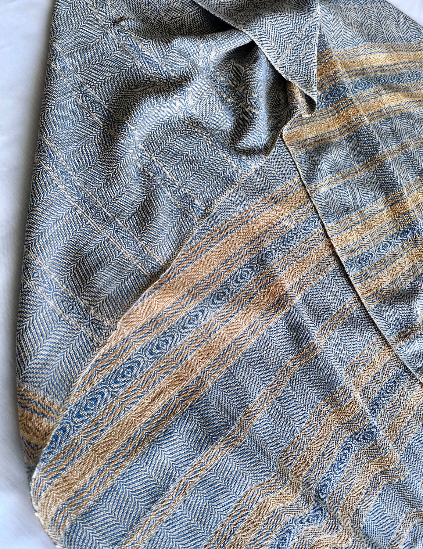 Rebozo d'exception. L'Inconquis "Taꞌak" Medium