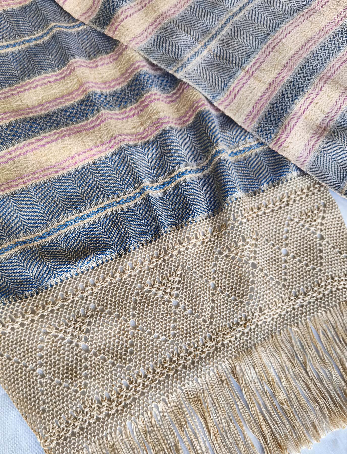 Rebozo d'exception. L'Inconquis "Tajꞌok" Medium
