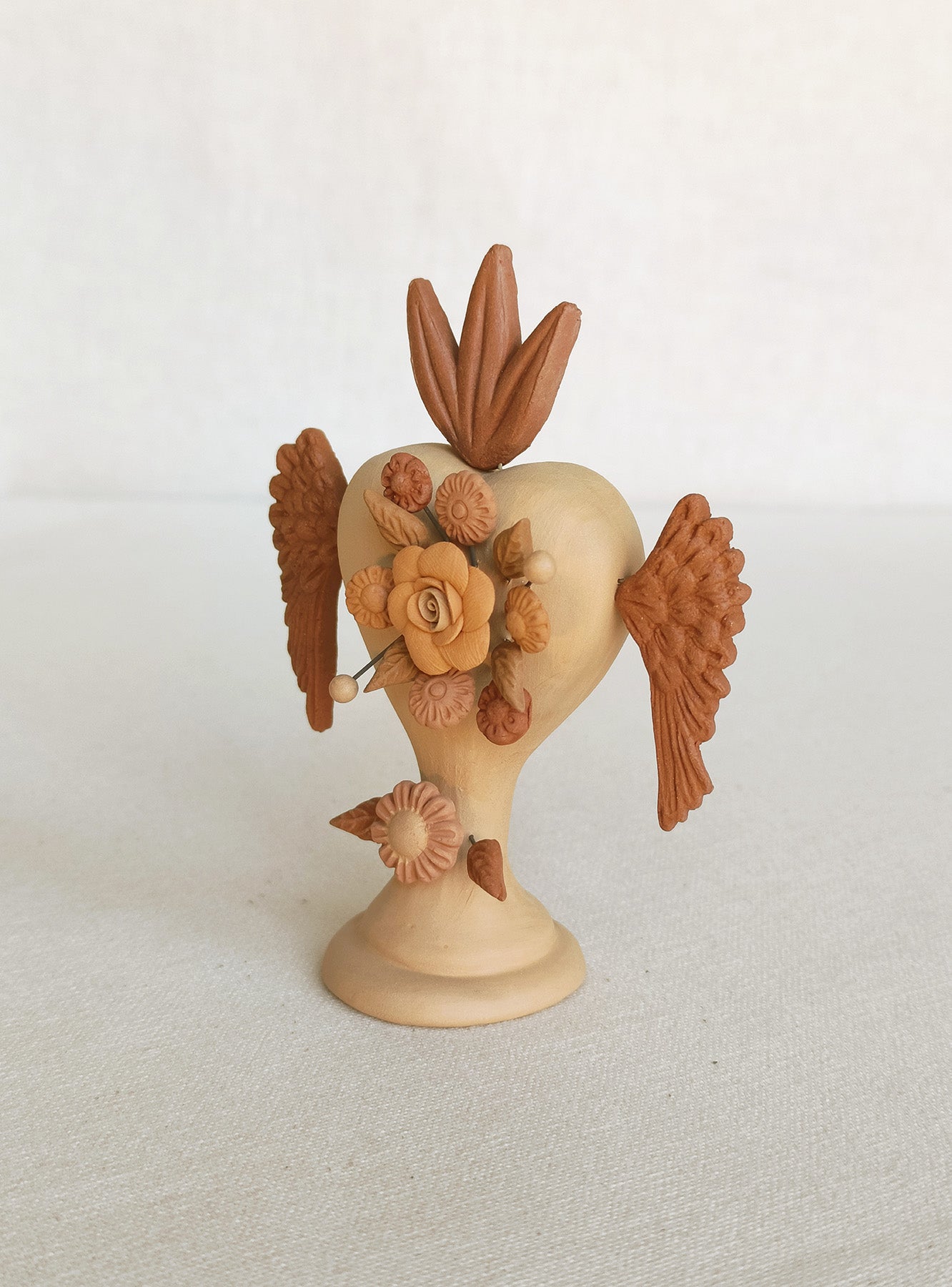 Milagrito "de Pied" fleuri avec ailes